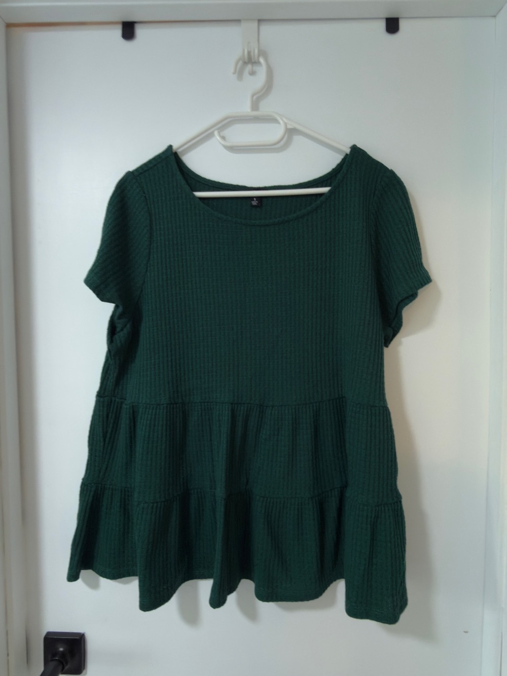 torrid Forest Green Short Sleeve Tiered Tunic Top